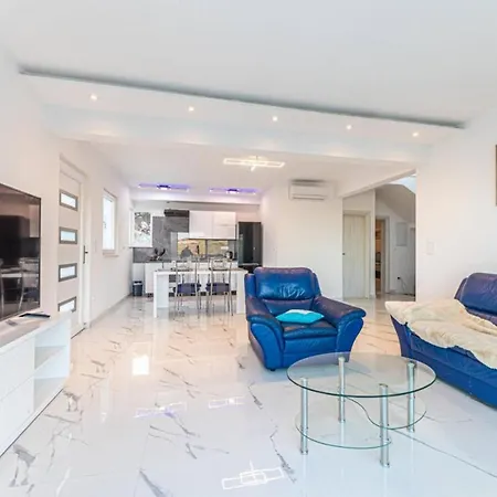 Katarina Villa